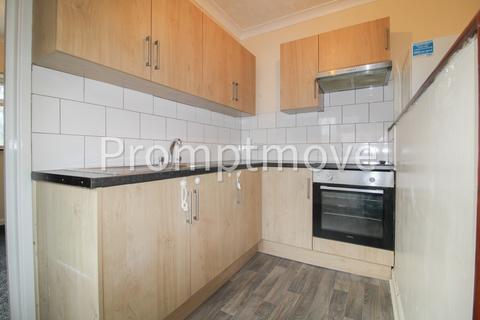 1 bedroom flat to rent, Russell Rise Luton LU1 5ET