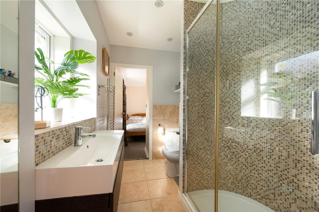 Jack N Jill Ensuite