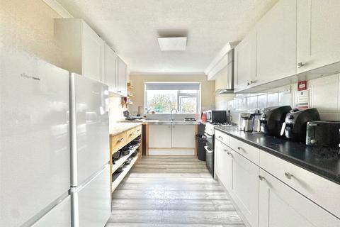 undefined, Kimbers Lane, Farnham, Surrey, GU9