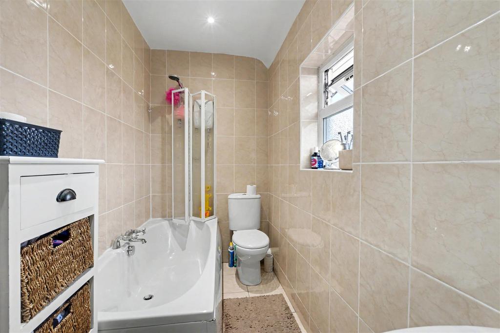 Bathroom.jpeg