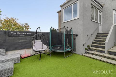 3 bedroom terraced house to rent, Borough Road, Torquay, TQ1