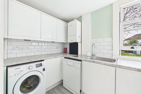 3 bedroom end of terrace house to rent, Alexandra Road, Hounslow
