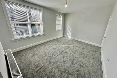 3 bedroom end of terrace house to rent, Falmouth Road, Sheffield, S7