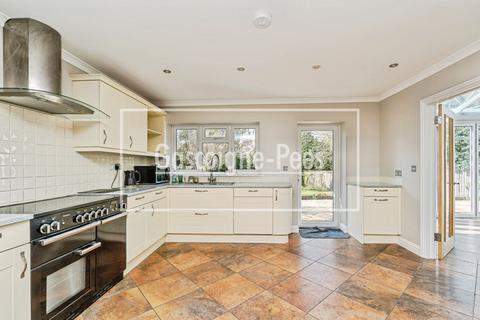 4 bedroom house to rent, Abbotswood, Guildford, GU1
