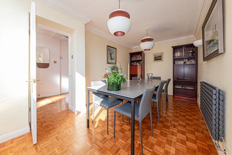 4 bedroom detached house for sale, HEATHPARK DRIVE, WINDLESHAM, SURREY, GU20 6JA