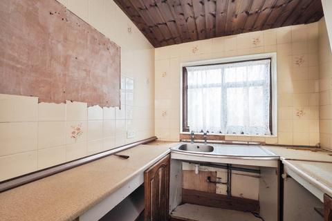 3 bedroom semi-detached house for sale, Charlbury Road, Wollaton, Nottingham, NG8