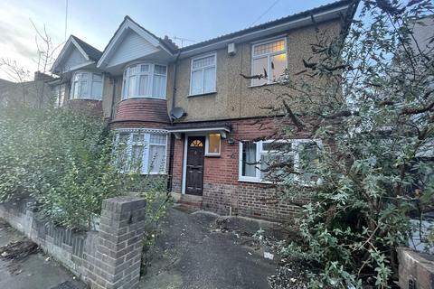 undefined, Alton Road, LUTON
