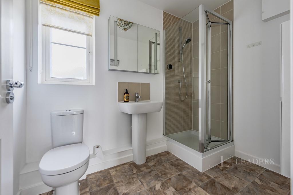 Bedroom 1 Ensuite