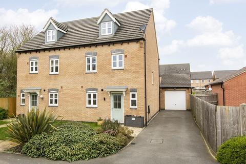 Leaders Way, Lutterworth