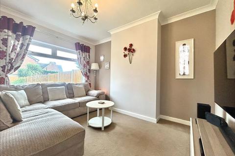 3 bedroom semi-detached house for sale, Richmond Road, Dudley DY3