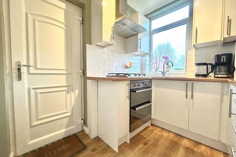 3 bedroom semi-detached house for sale, Richmond Road, Dudley DY3