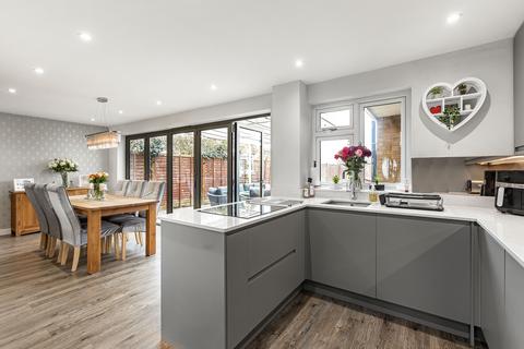 4 bedroom semi-detached house for sale, Rowans, Welwyn Garden City, AL7