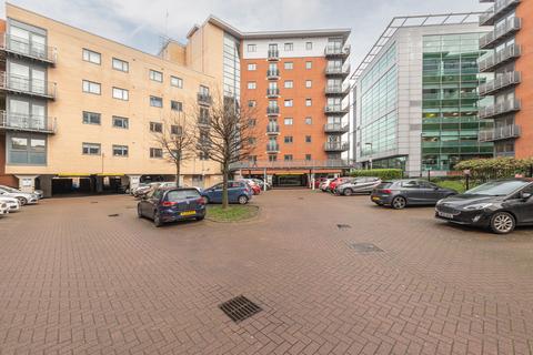 1 bedroom flat for sale, City Walk, Leeds LS11
