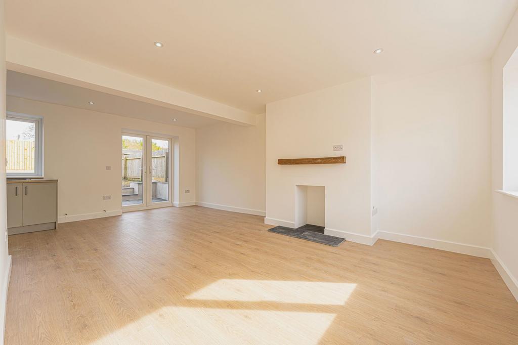 Living/Dining Room
