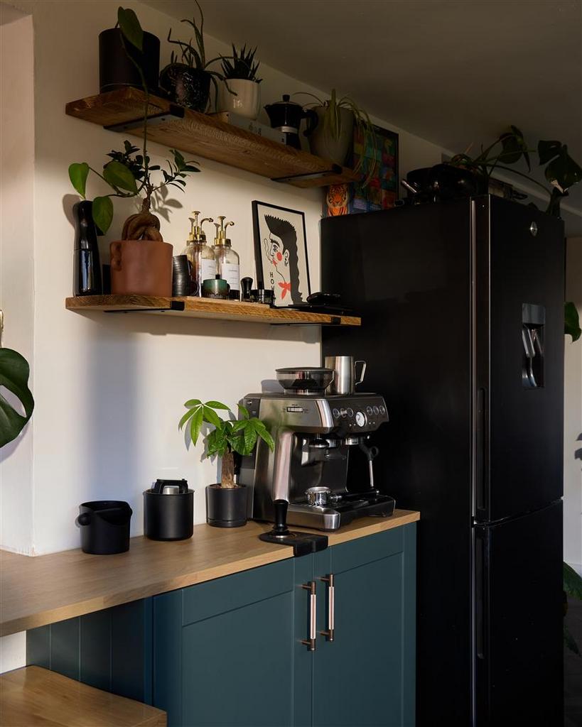 Kitchen 008.jpg