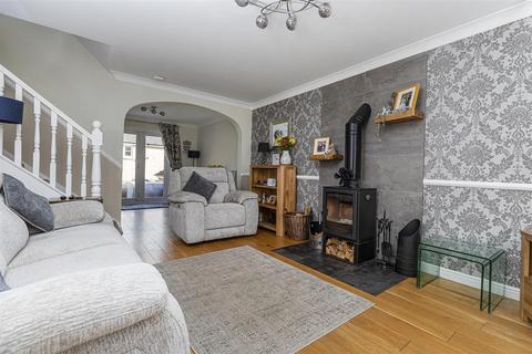 undefined, Wellfield Road, Huddersfield HD3