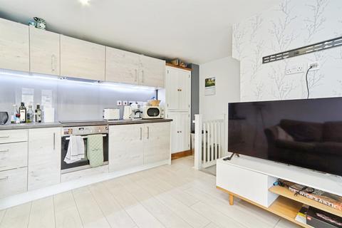 undefined, Holts Crest Way, Leeds