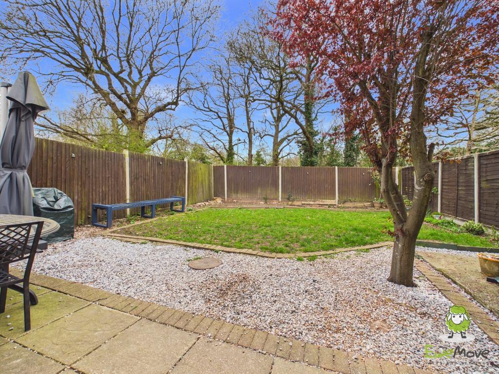Ewe Move Estate Agents Basingstoke - Saffron Close