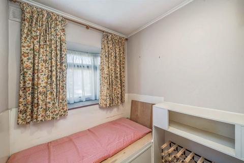 undefined, Norbury Cross, London