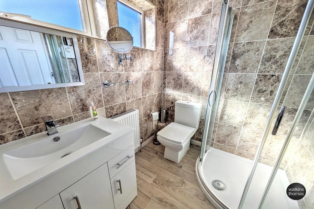 Ensuite