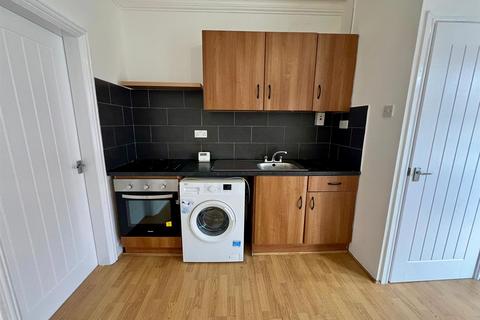 1 bedroom apartment to rent, Gordon Street, Staffordshire DE14