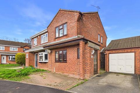 undefined, Kingfisher Close, Worcester, Worcestershire, WR5