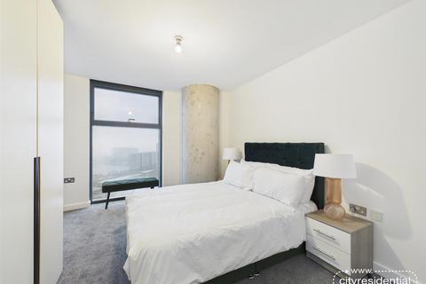 2 bedroom apartment to rent, West Tower, 8 Brook Street, Liverpool