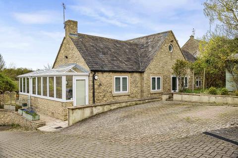 4 bedroom bungalow for sale, Baskerville, Malmesbury, Wiltshire, SN16