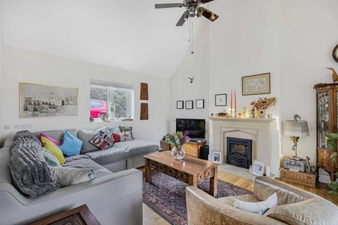 4 bedroom bungalow for sale, Baskerville, Malmesbury, Wiltshire, SN16