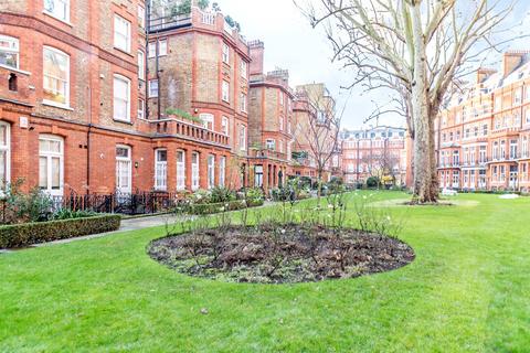 2 bedroom flat to rent, Egerton Gardens, Chelsea, London, SW3