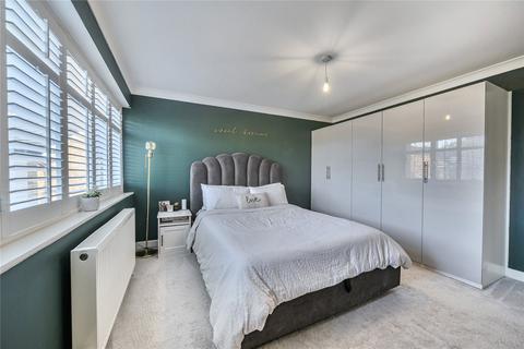 2 bedroom terraced house for sale, Hillside Gardens, Surrey KT15