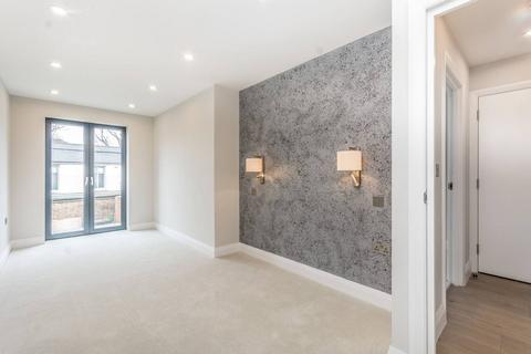 2 bedroom flat to rent, Hornsey Road, Holloway, London, N7