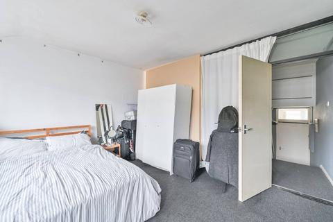 2 bedroom flat for sale, Cronin Street, Peckham, London, SE15