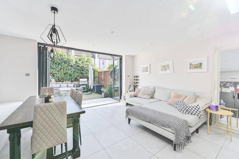undefined, Bruce Road, Mitcham, CR4
