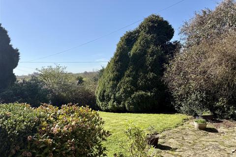 3 bedroom detached bungalow for sale, Wrigglebrook, Kingsthorne, Hereford