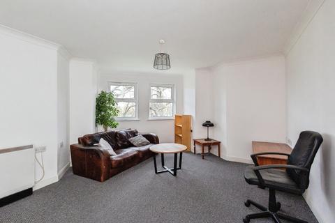 2 bedroom flat for sale, Hart Road, Manchester, Greater Manchester, M14