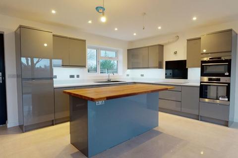 4 bedroom semi-detached house to rent, The Droveway, St. Margarets Bay, Dover, Kent, CT15