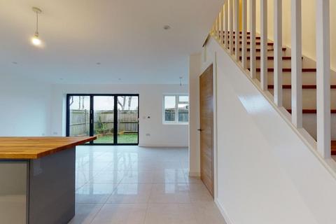 4 bedroom semi-detached house to rent, The Droveway, St. Margarets Bay, Dover, Kent, CT15