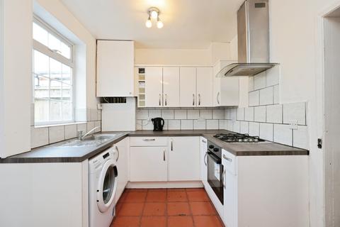 3 bedroom terraced house for sale, Chester Road, Watford