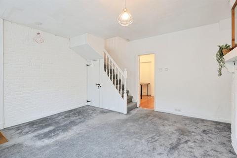 3 bedroom terraced house for sale, Chester Road, Watford