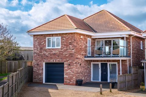 4 bedroom detached house for sale, Church Road, Downham Market, PE38