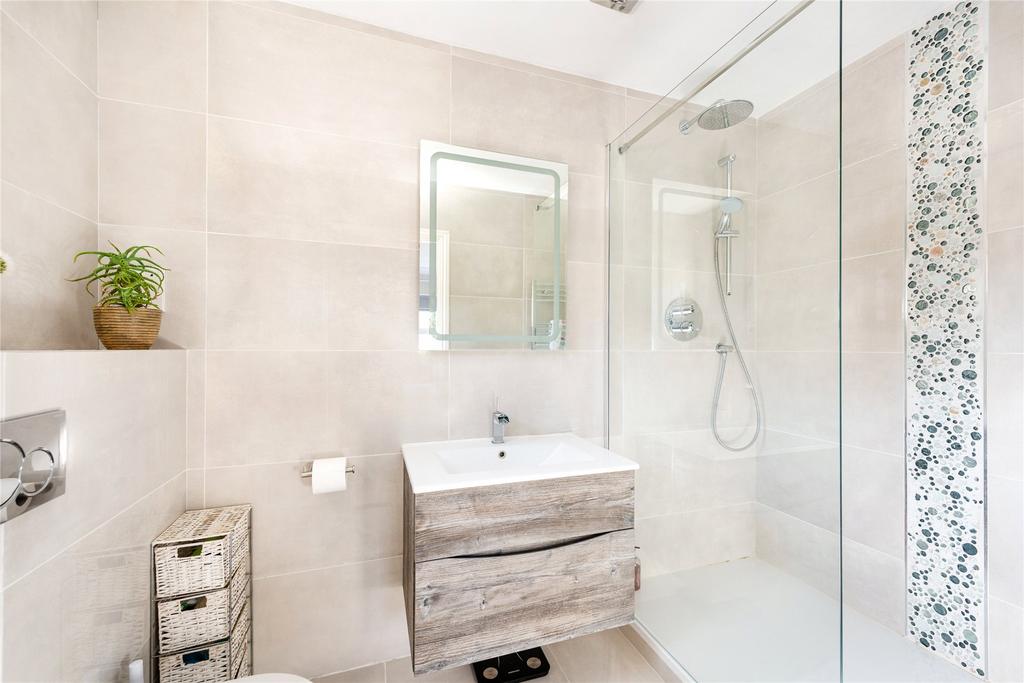 Bed Two En Suite
