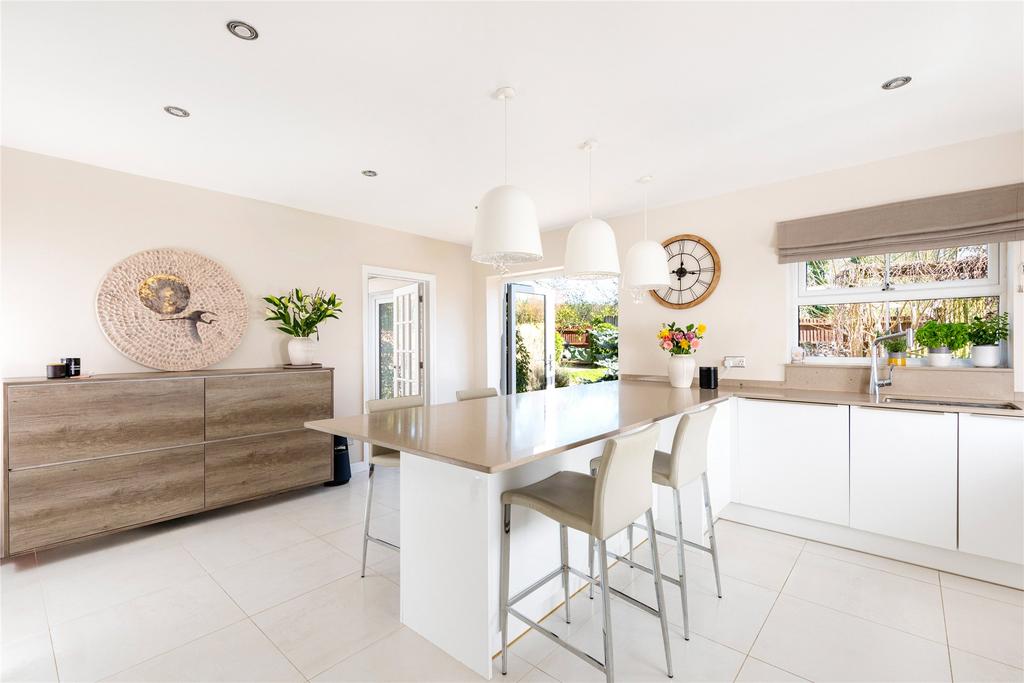 Kitchen/Breakfast