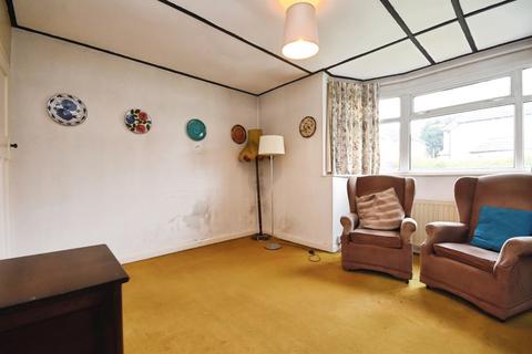 3 bedroom semi-detached house for sale, Greenways, Chelmsford