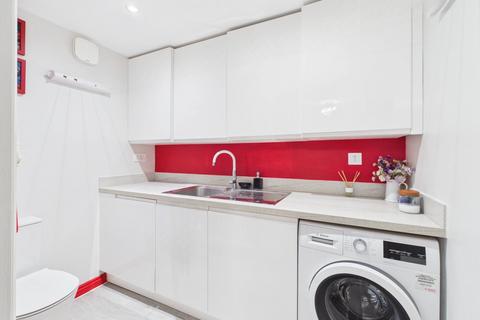 undefined, The Carriage Drive, Rooksdown, Basingstoke, RG24