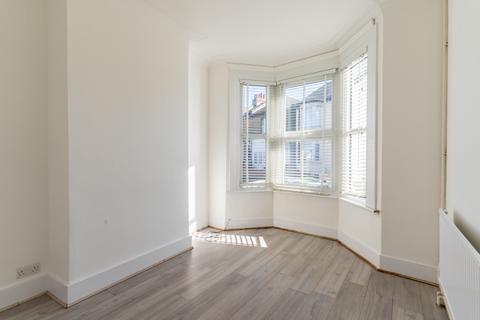 3 bedroom end of terrace house for sale, Perry Street, Northfleet, Gravesend, Kent, DA11 8RF