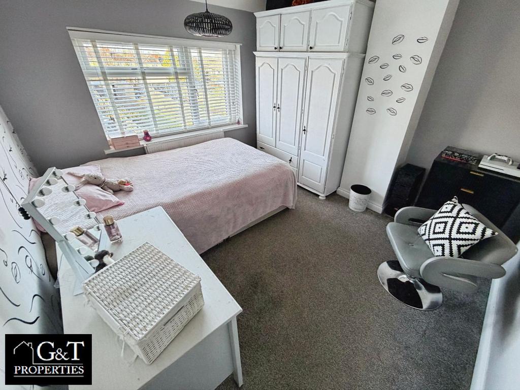 Second bedroom