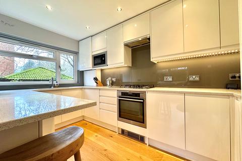 undefined, Brackendale Court, Beckenham, BR3