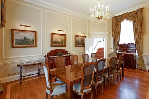 3 bedroom flat for sale, Prince Consort Road, London, SW7