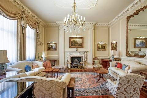 3 bedroom flat for sale, Prince Consort Road, London, SW7